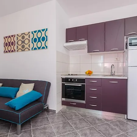 Viljac Apartment *