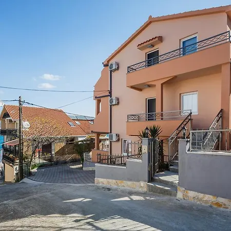 Apartment Viljac *