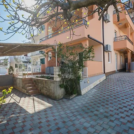 Viljac Apartment