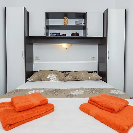 Viljac Apartment Trogir